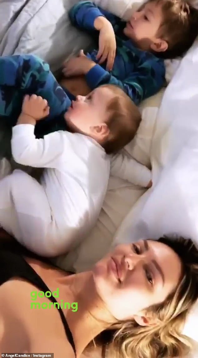 Candice Swanepoel đẹp như nữ thần với phong cách không nội y ảnh 11