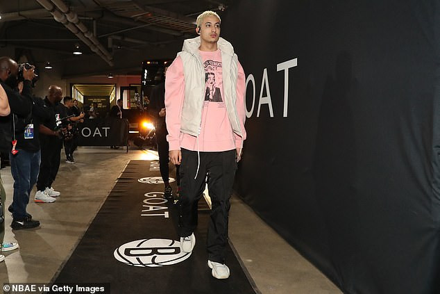 Vanessa Hudgens khoe hình xăm bên ngực sau chia tay Austin Butler ảnh 6