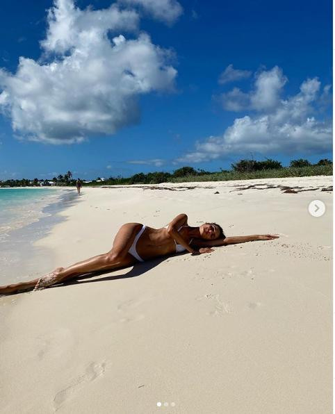 Mê mẩn ngắm vóc dáng đẹp như tạc tượng của nàng mẫu Blanca Padilla ảnh 10