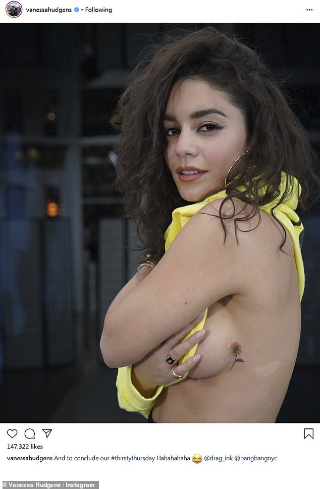 Vanessa Hudgens khoe hình xăm bên ngực sau chia tay Austin Butler ảnh 1