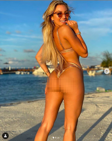 Siêu mẫu nội y Khloe Terae khoe dáng 'bốc lửa' với áo tắm ảnh 8