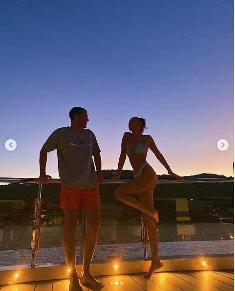 Bella Hadid khoe vóc dáng siêu mẫu đẹp nhất nhì làng mốt ảnh 7