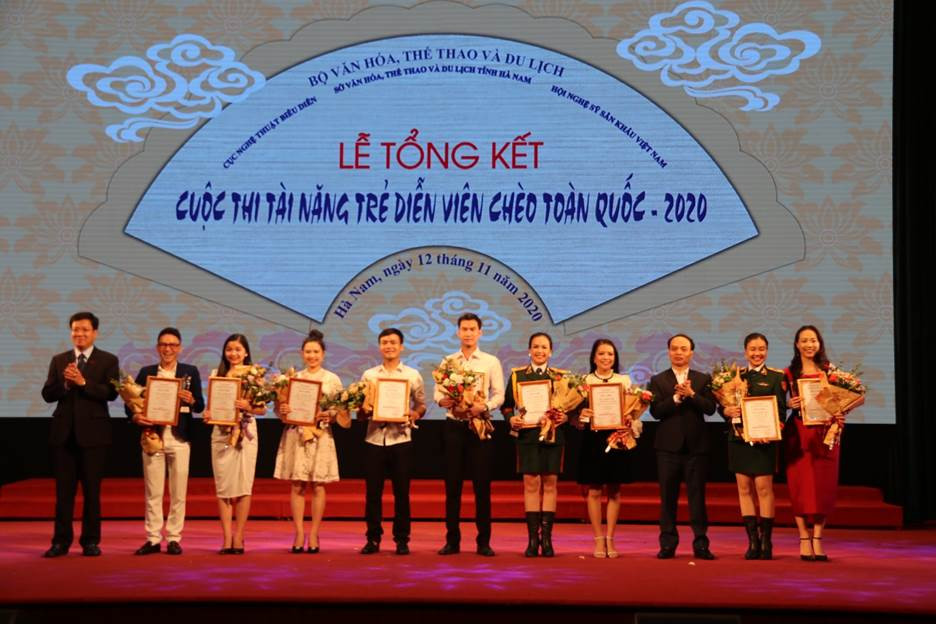 Trao 10 huy chương vàng cho diễn viên chèo tài năng ảnh 2