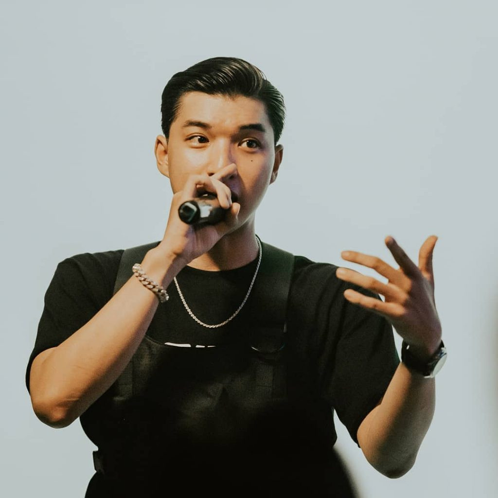 King Of Rap: Hành trình vào Top 10 đầy ấn tượng của chàng rapper điển trai HIEUTHUHAI ảnh 2
