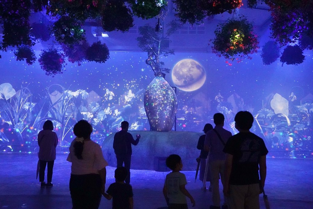 Bên trong cửa hàng Starbucks nhà kính ngàn hoa “đốn tim” các tín đồ sống ảo ở Nhật Bản ảnh 11