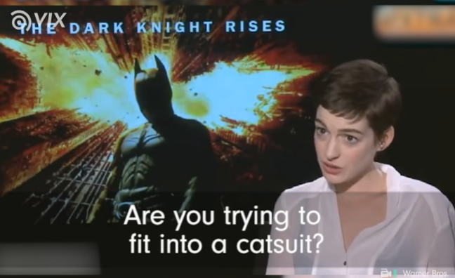 Sao Âu Mỹ và những màn đáp trả “cực gắt” các câu hỏi phỏng vấn “kém duyên“ ảnh 4