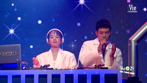 Ca sĩ Anh Tú: Đi hát 3 năm, có nhiều danh hiệu nhưng chỉ thực sự “gây bão” ở Rap Việt ảnh 7