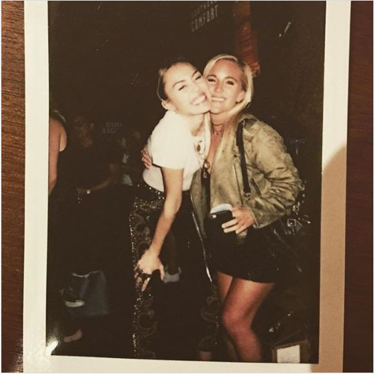 Không cần nổi tiếng, những “thường dân” này vẫn có vị trí quan trọng với các sao ảnh 9