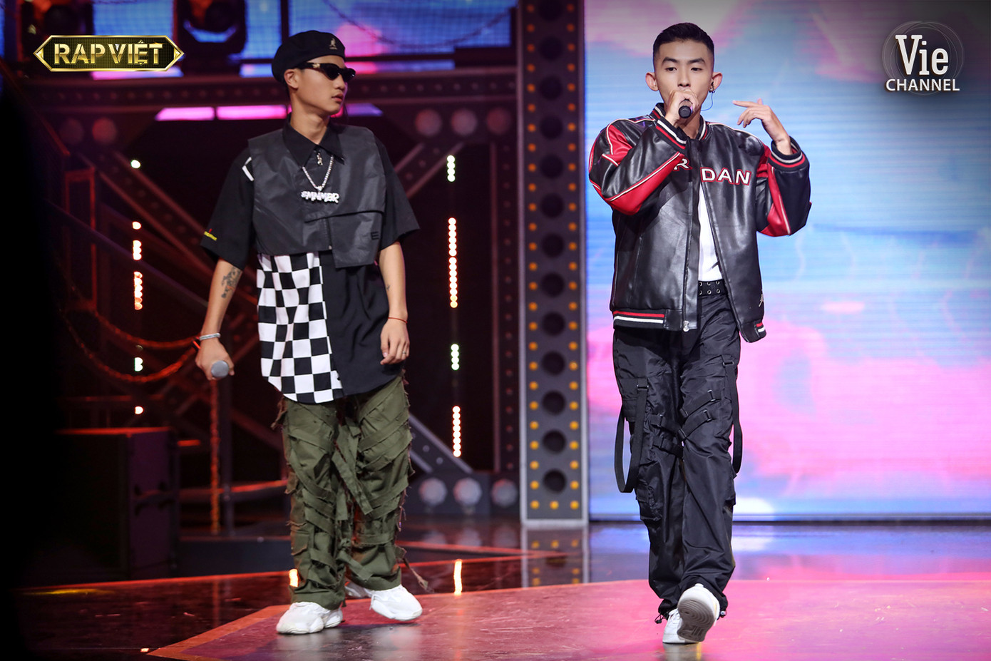 “Rap Việt“: Tage - Gừng đối đầu nghẹt thở, Suboi nói gì trước nghi vấn thiên vị Tlinh? ảnh 8