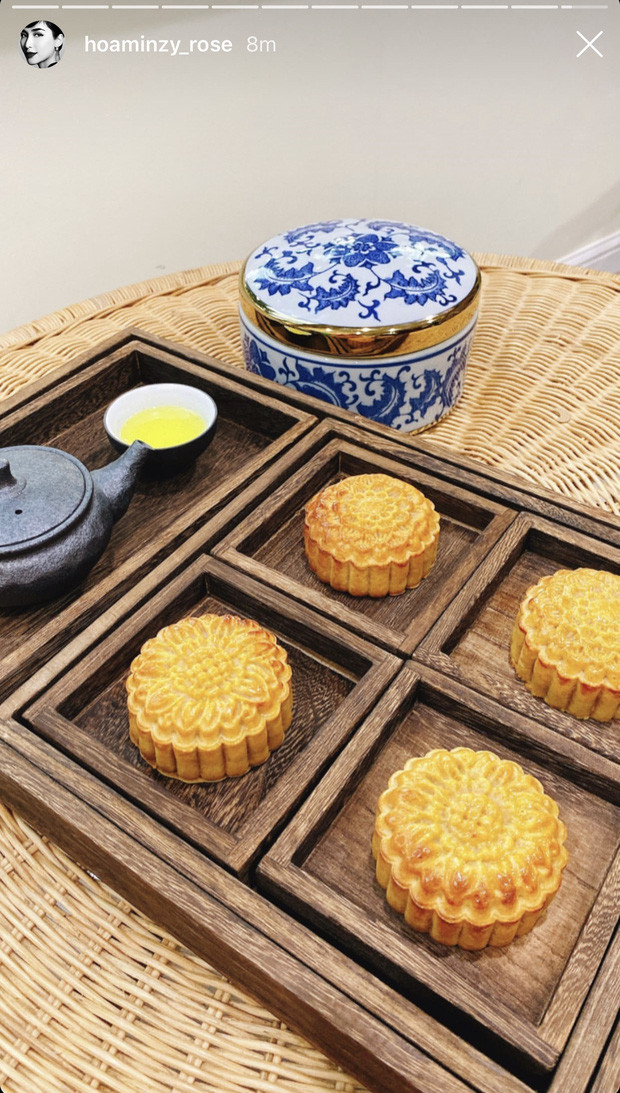 Hòa Minzy tự tay vào bếp làm bánh Trung Thu và phản ứng “lầy lội” của bạn trai ảnh 5