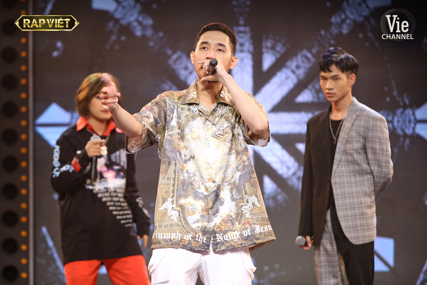 “Rap Việt” bùng nổ trận chiến của các “át chủ bài”, đội Karik được tận 2 nón vàng giải cứu ảnh 7