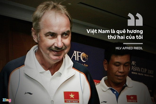 Vợ HLV Riedl: 'Thời gian ở Việt Nam rất khó quên với chúng tôi' ảnh 2