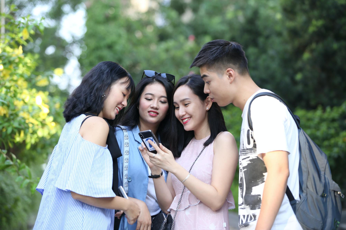 Ra mắt gói cước di động “Data Xanh Lá” cùng giá thêm data ảnh 1