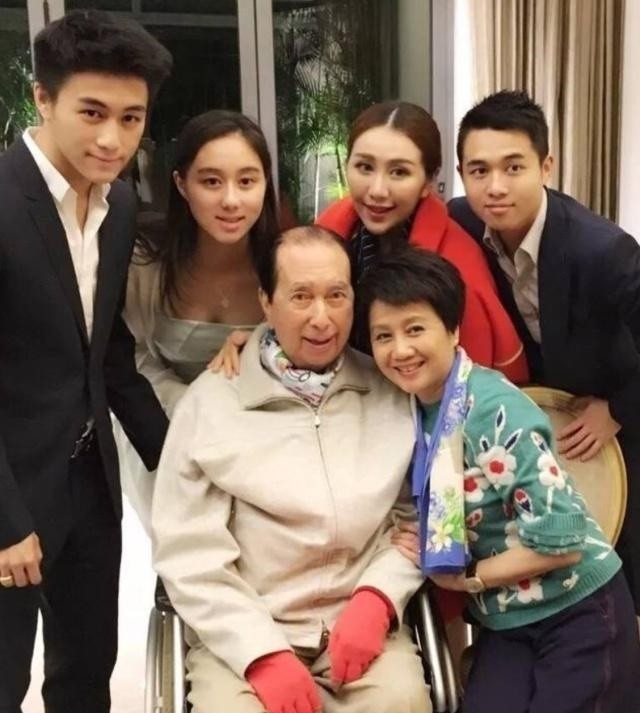 Hề Mộng Dao nhận bao nhiêu trong gia tài khổng lồ sau khi ‘vua sòng bài’ Macau qua đời ảnh 3