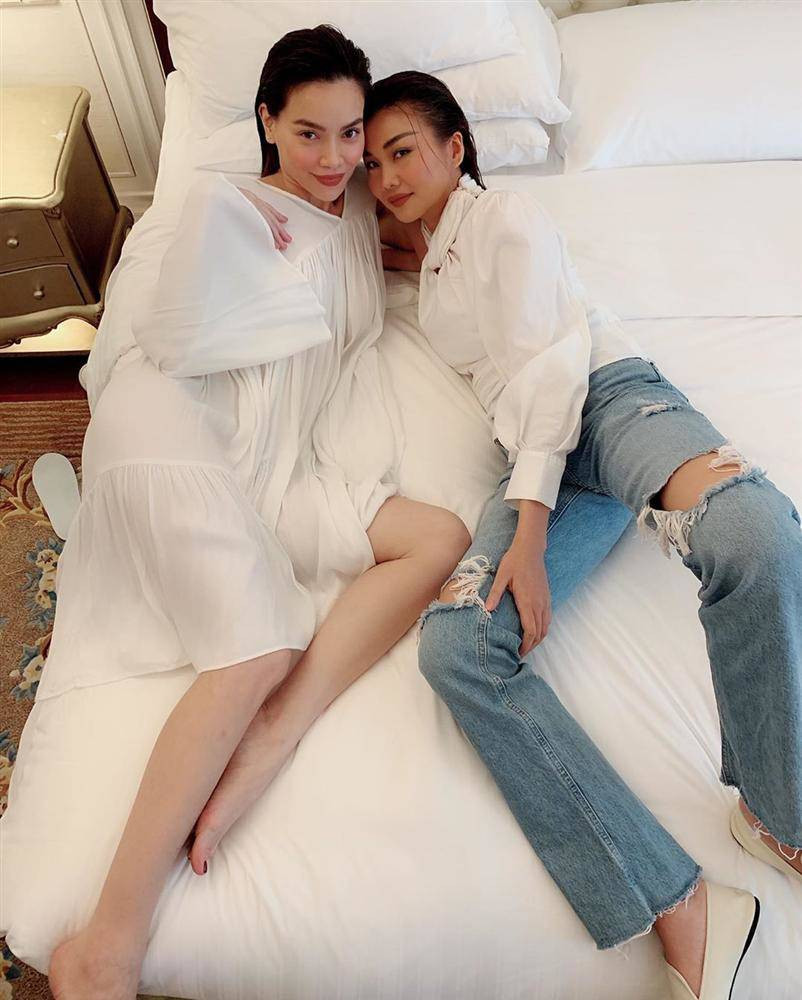 Phản ứng của Hồ Ngọc Hà và Kim Lý khi thấy ảnh con do dân mạng ghép ảnh 7