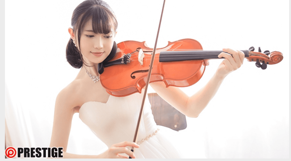 Hoa khôi đại học danh tiếng Nhật Bản đóng phim 18+ để trả thù bạn trai cũ ảnh 4