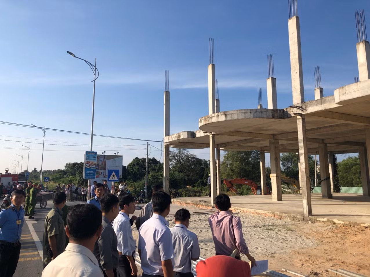Phú Quốc cưỡng chế tháo dỡ công trình không phép, thu hồi gần 2.000 m2 đất ảnh 1