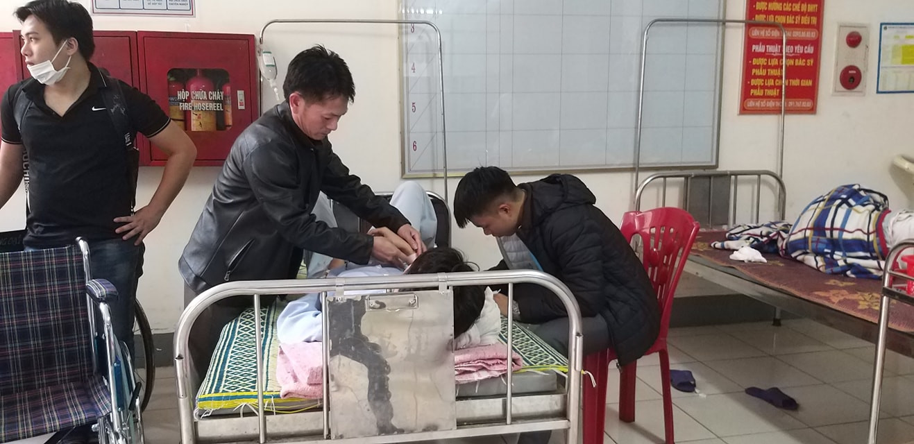 Nam sinh lớp 10 bị đâm trọng thương sau giờ học ảnh 2