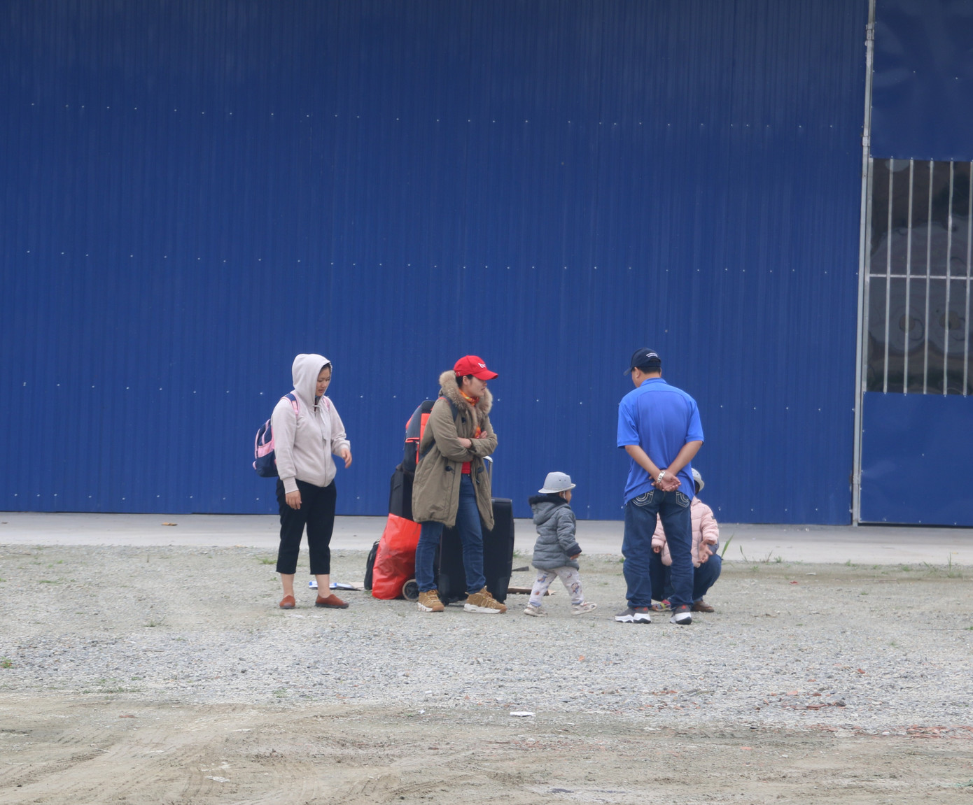 Sau tết, lao động Nghệ An hối hả đón xe vào Nam, ra Bắc ảnh 11