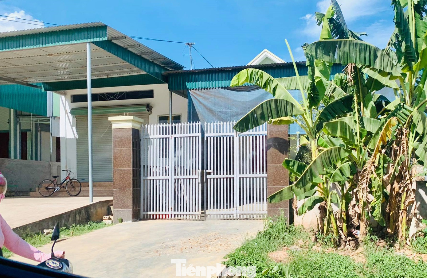 Những ngôi nhà của hộ dân 'bỗng dưng' thoát nghèo sau khi nhận hỗ trợ COVID-19 ảnh 6