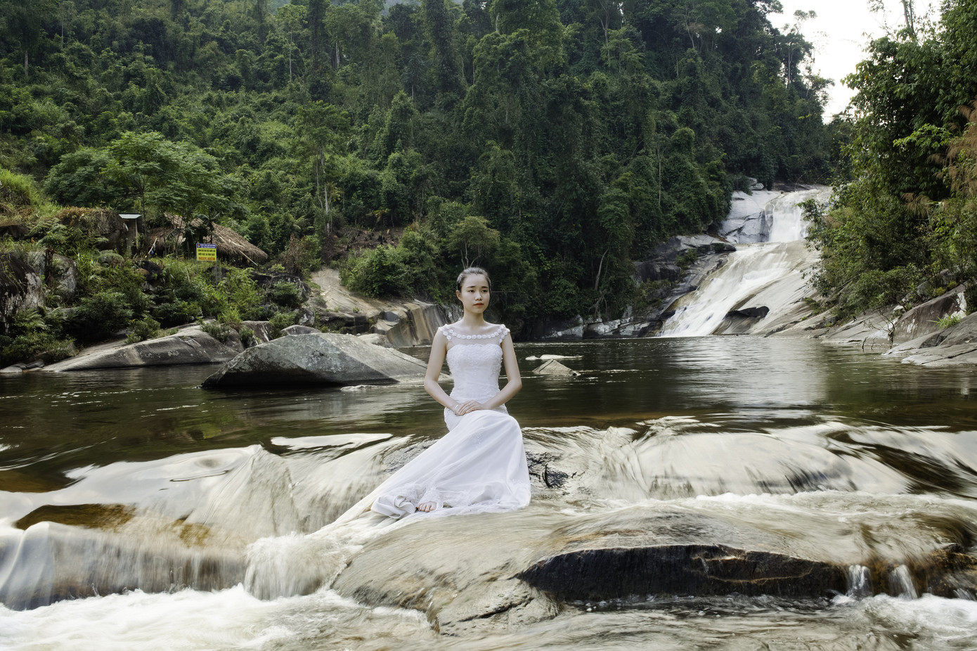 Kỳ vĩ quần thể thác Bảy tầng ở xứ Nghệ ảnh 6