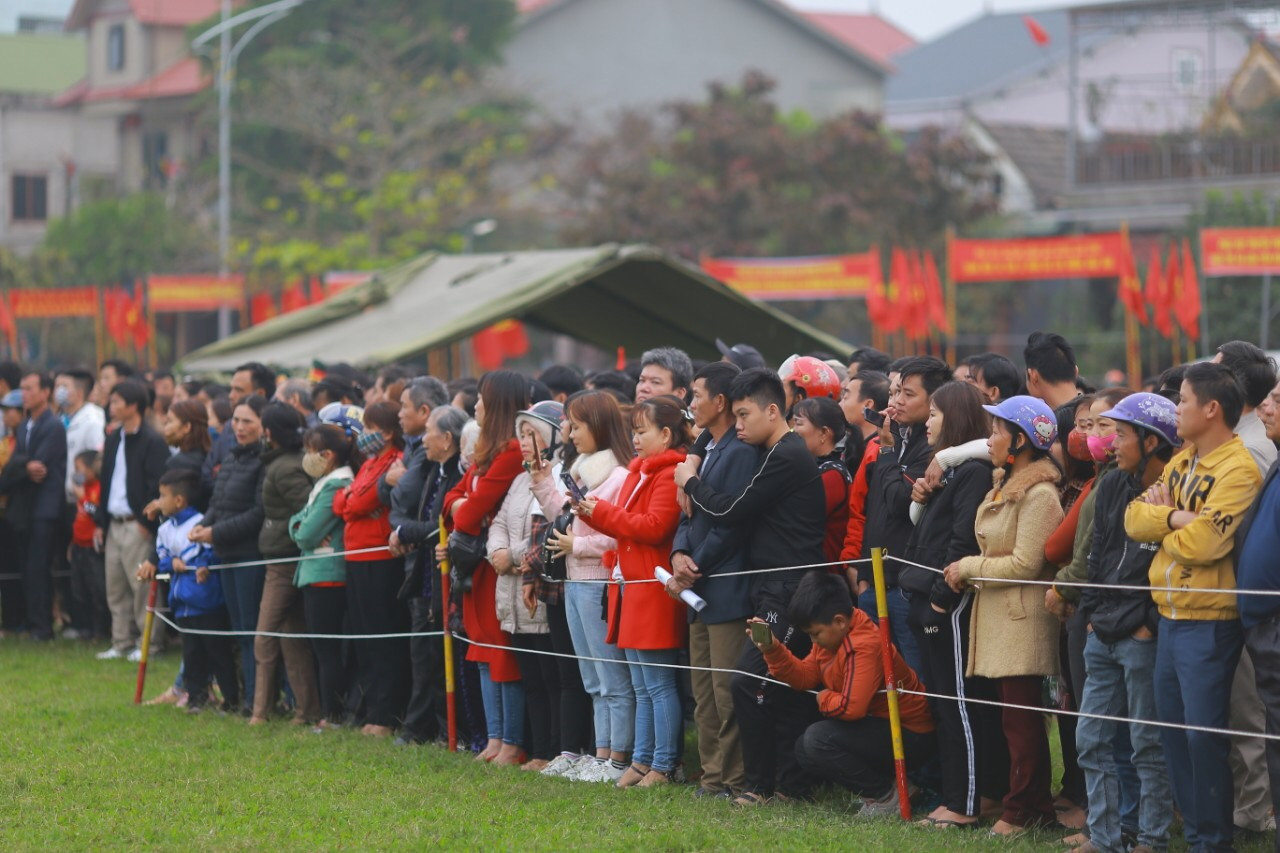 Hơn 1.000 thanh niên Hà Tĩnh lên đường nhập ngũ ảnh 5