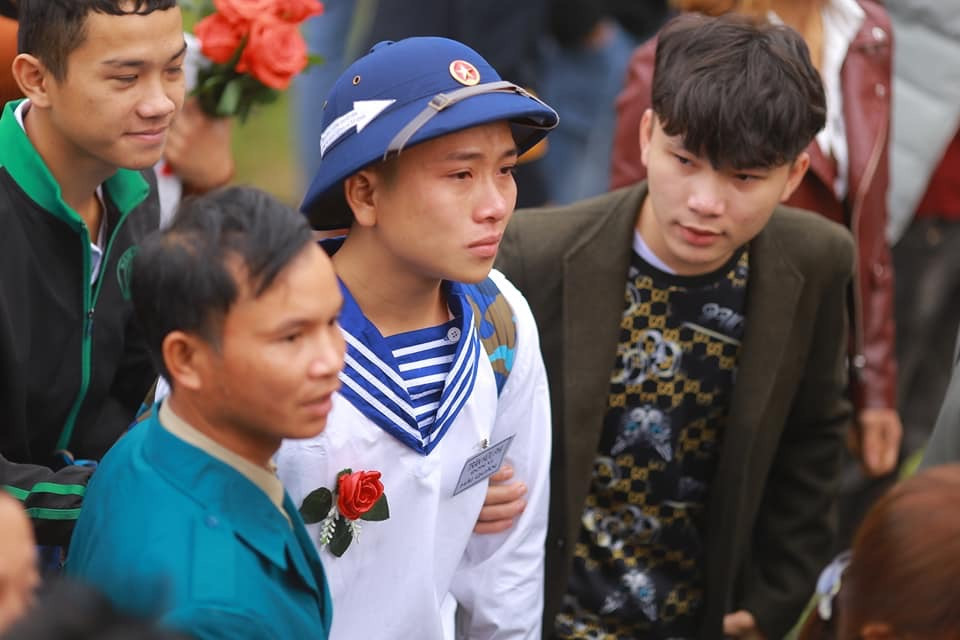 Hơn 1.000 thanh niên Hà Tĩnh lên đường nhập ngũ ảnh 4