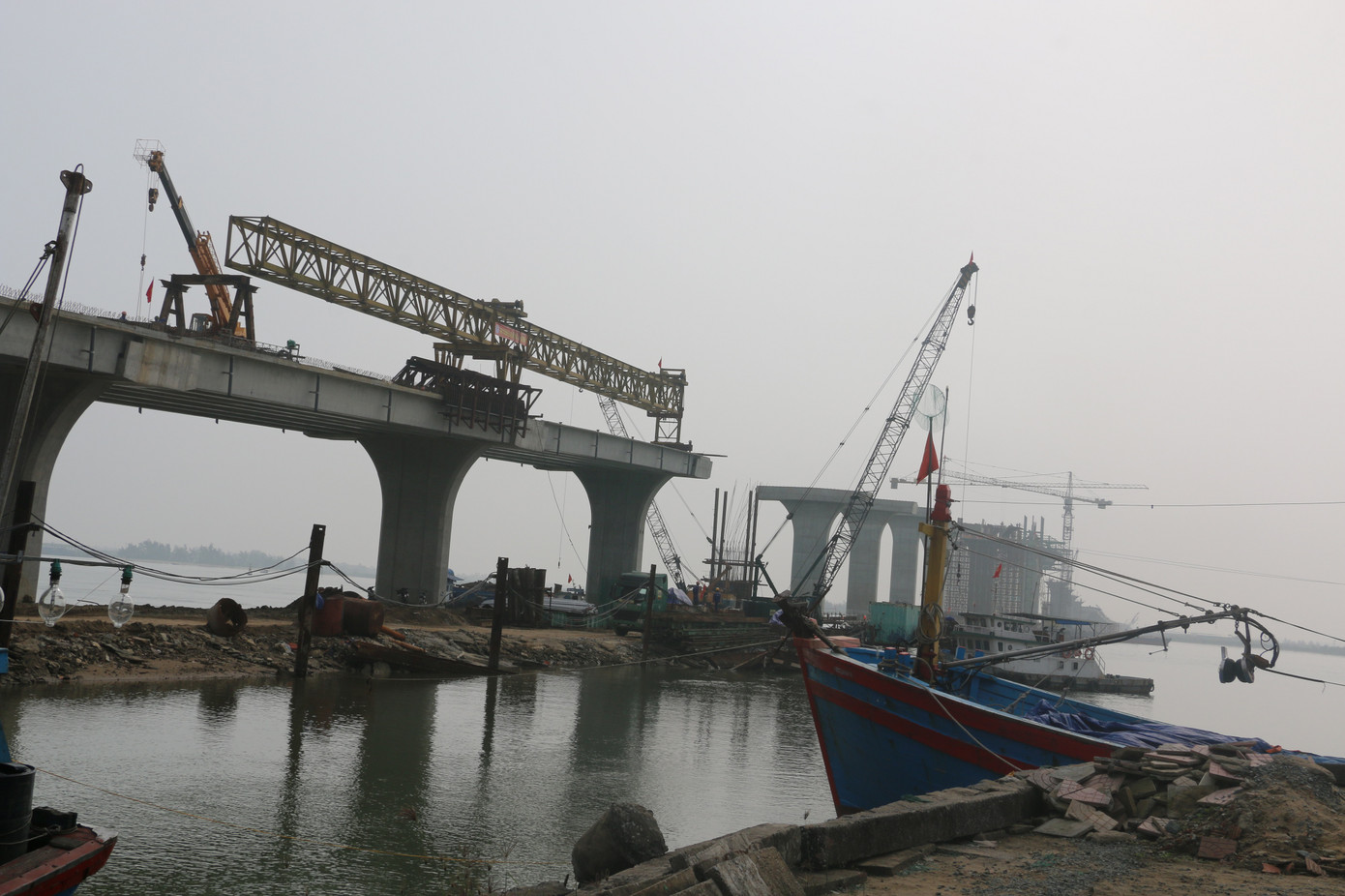 Bộ trưởng Bộ GTVT đốc tiến độ dự án cầu Cửa Hội ảnh 1