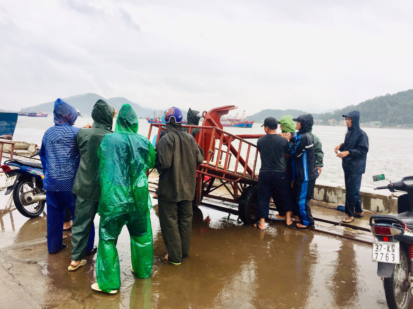 Ngư dân Nghệ An tập trung ứng phó bão số 7 ảnh 4