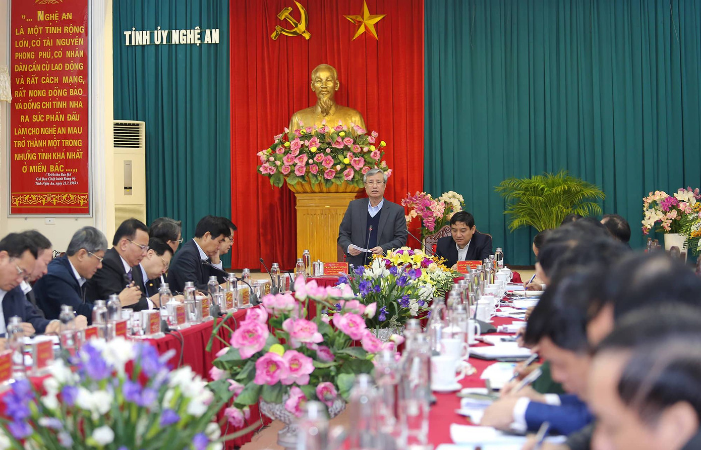 Thường trực Ban Bí thư Trần Quốc Vượng làm việc tại Nghệ An ảnh 2