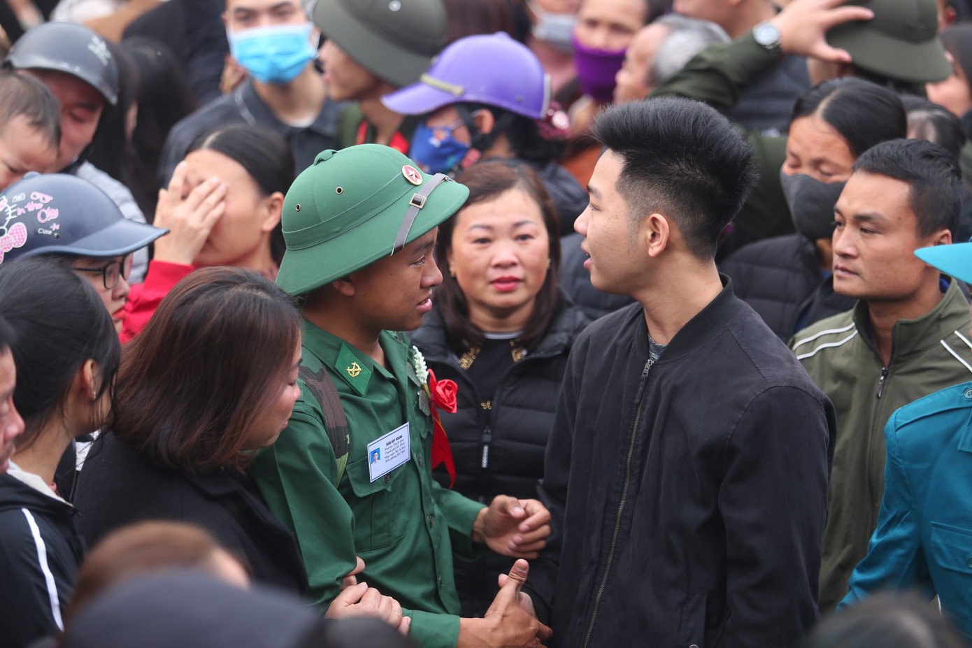 Hơn 1.000 thanh niên Hà Tĩnh lên đường nhập ngũ ảnh 6