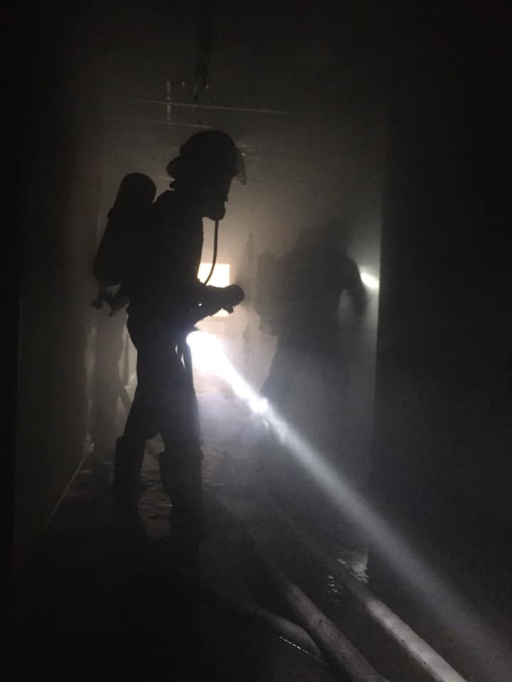 Cháy khách sạn cao tầng ở Vinh ảnh 5