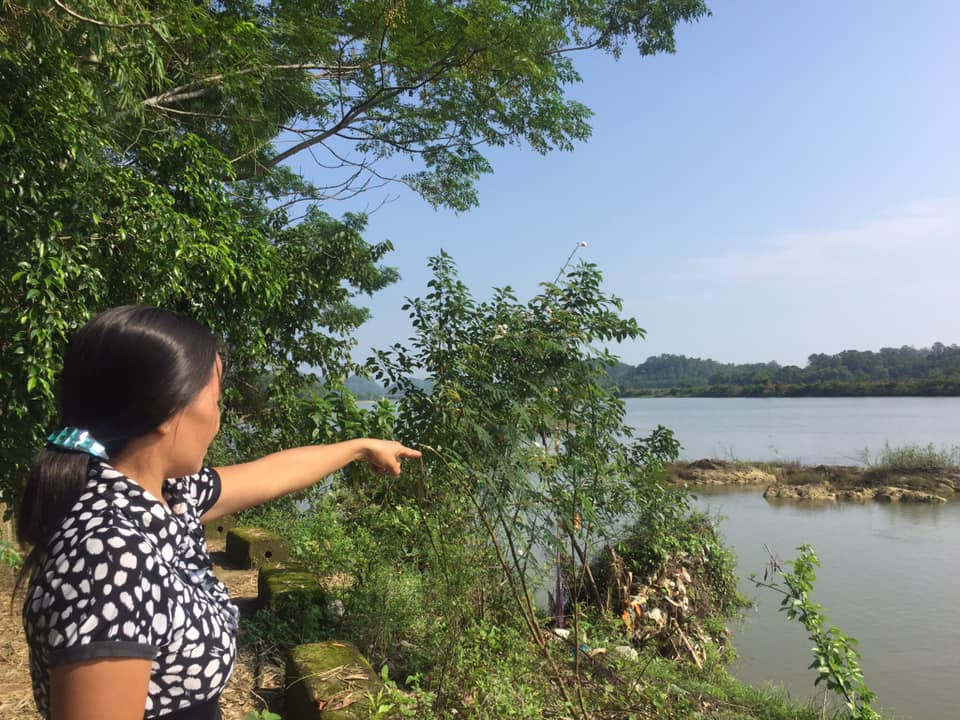 Sông lấn làng, trăm hộ dân sống thấp thỏm bên miệng ‘hà bá’ ảnh 2