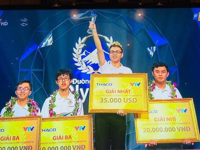 Quán quân Olympia chia sẻ lý do chọn 'sở đoản' tổ hợp môn thi tốt nghiệp THPT ảnh 1