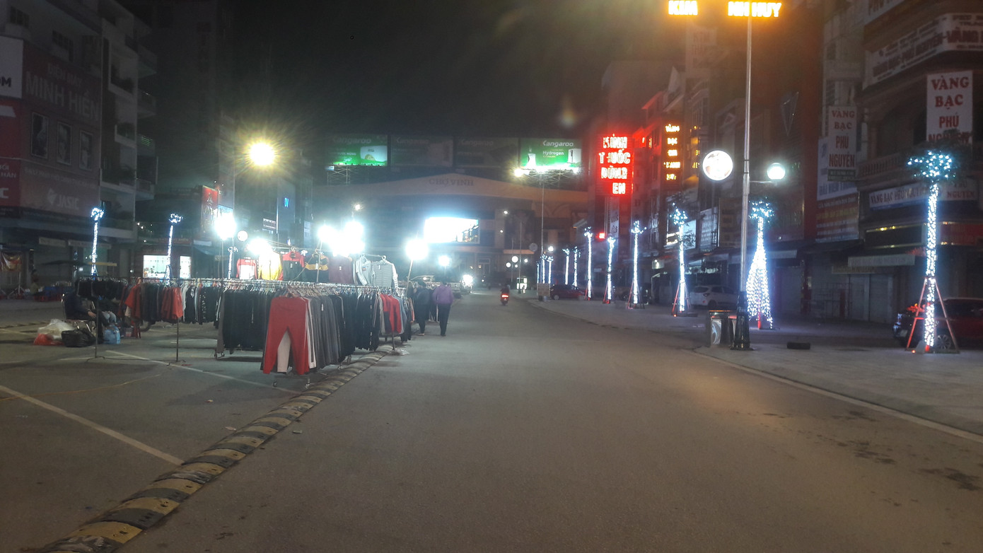 TP Vinh 'hồi sinh' phố đêm Cao Thắng ảnh 2