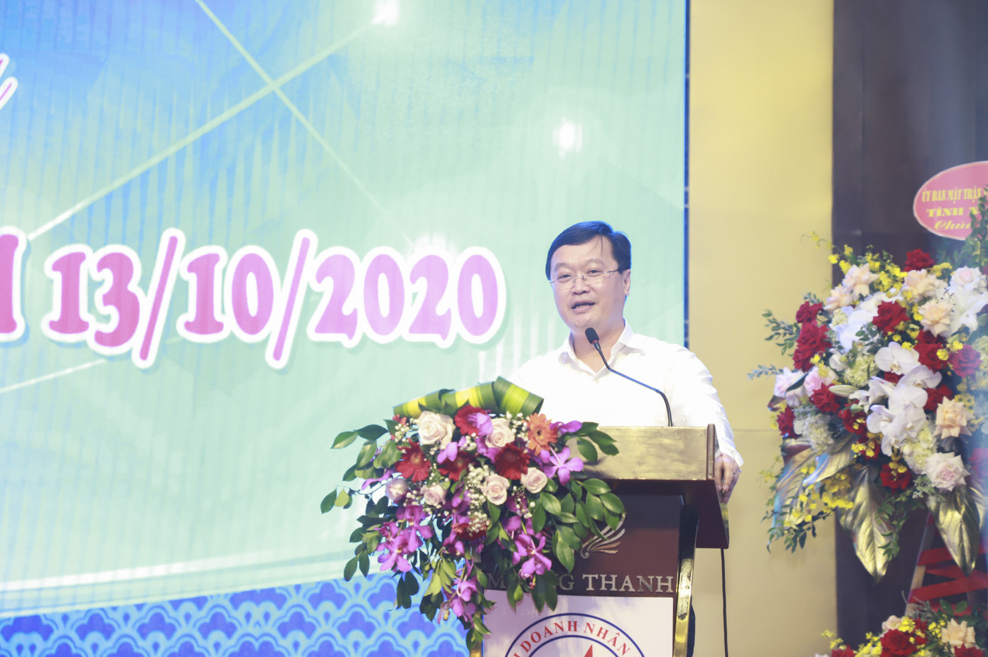 Khen thưởng các doanh nghiệp, doanh nhân tiêu biểu Nghệ An năm 2020 ảnh 3