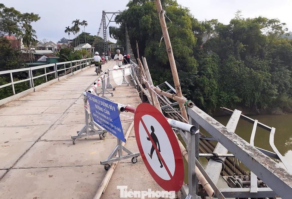Tai nạn 5 người tử vong ở Nghệ An: Cầu treo xuống cấp nghiêm trọng ảnh 6
