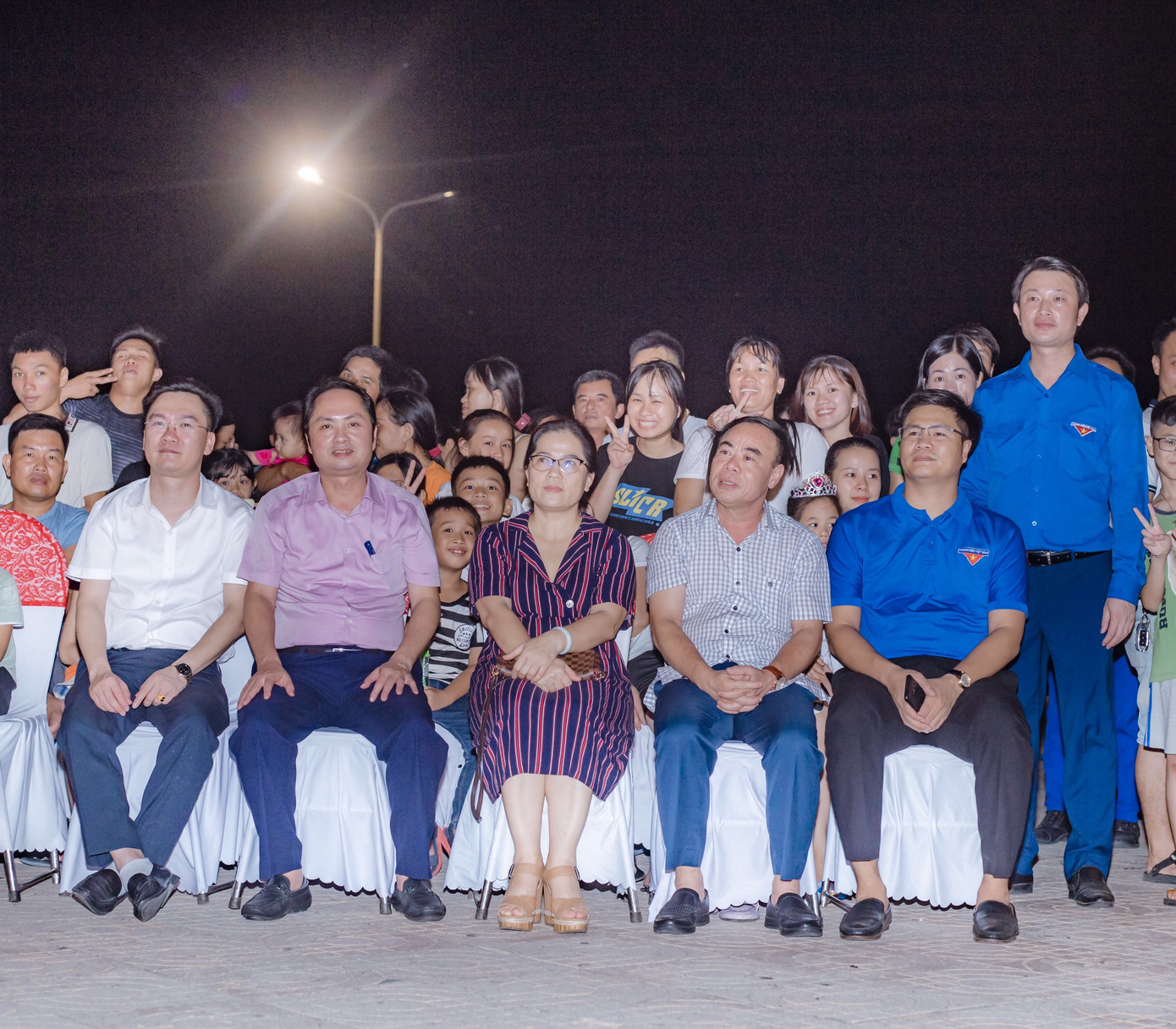 Sôi động lễ hội biểu diễn âm nhạc đường phố của tuổi trẻ Nghệ An tại biển Cửa Lò ảnh 2