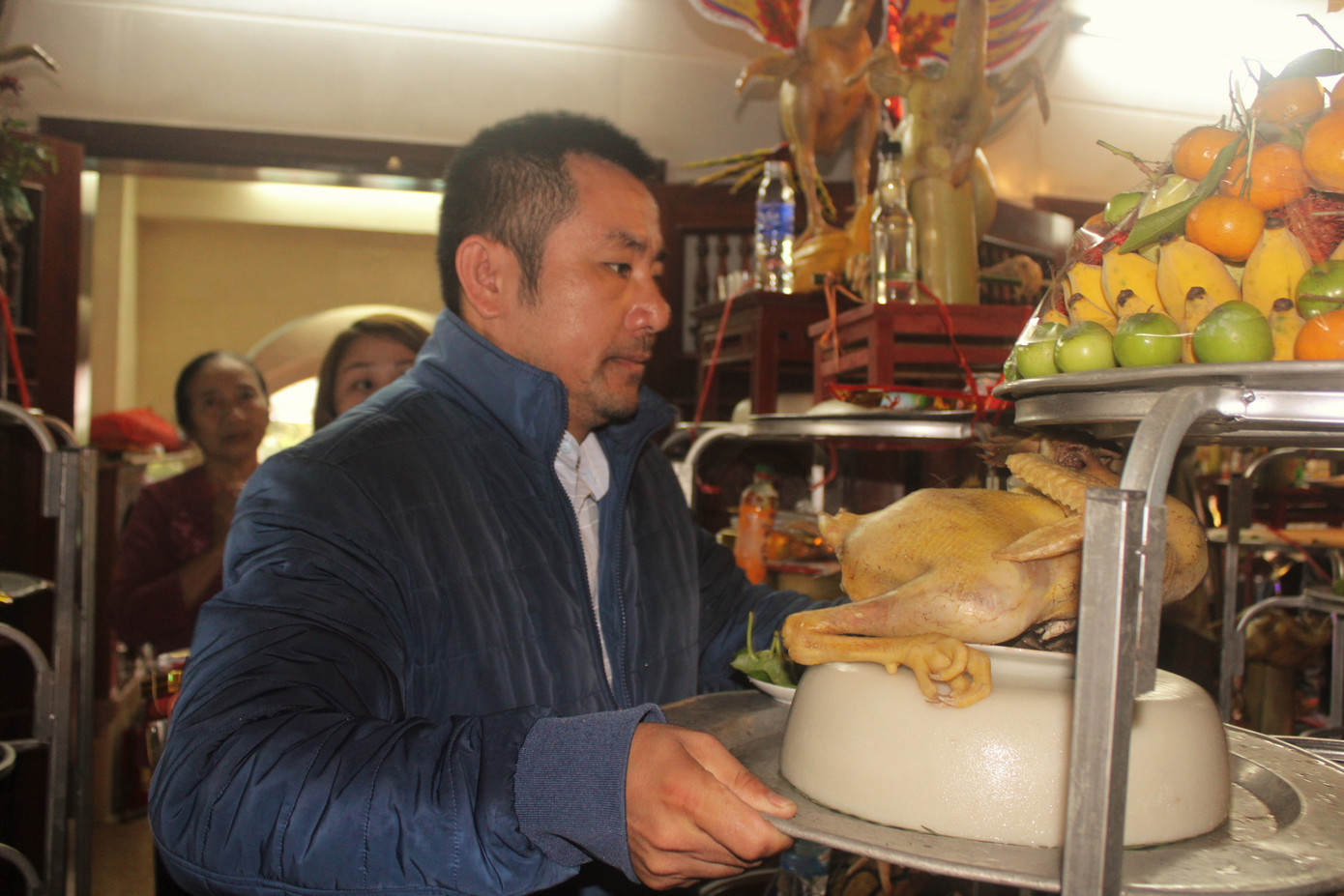 Lạ mắt xem đội gà bay trong mâm cúng rằm tháng Giêng ở Hà Tĩnh ảnh 6