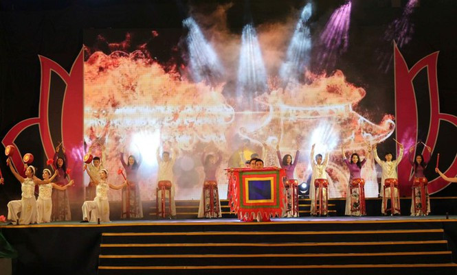 Dịch COVID -19 bùng phát, TP Vinh dừng tổ chức Lễ mừng thọ cho người cao tuổi ở trụ sở ảnh 2