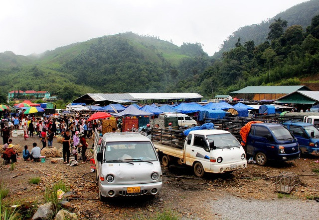 Tạm dừng chợ biên giới do ảnh hưởng của Covid-19 ảnh 1