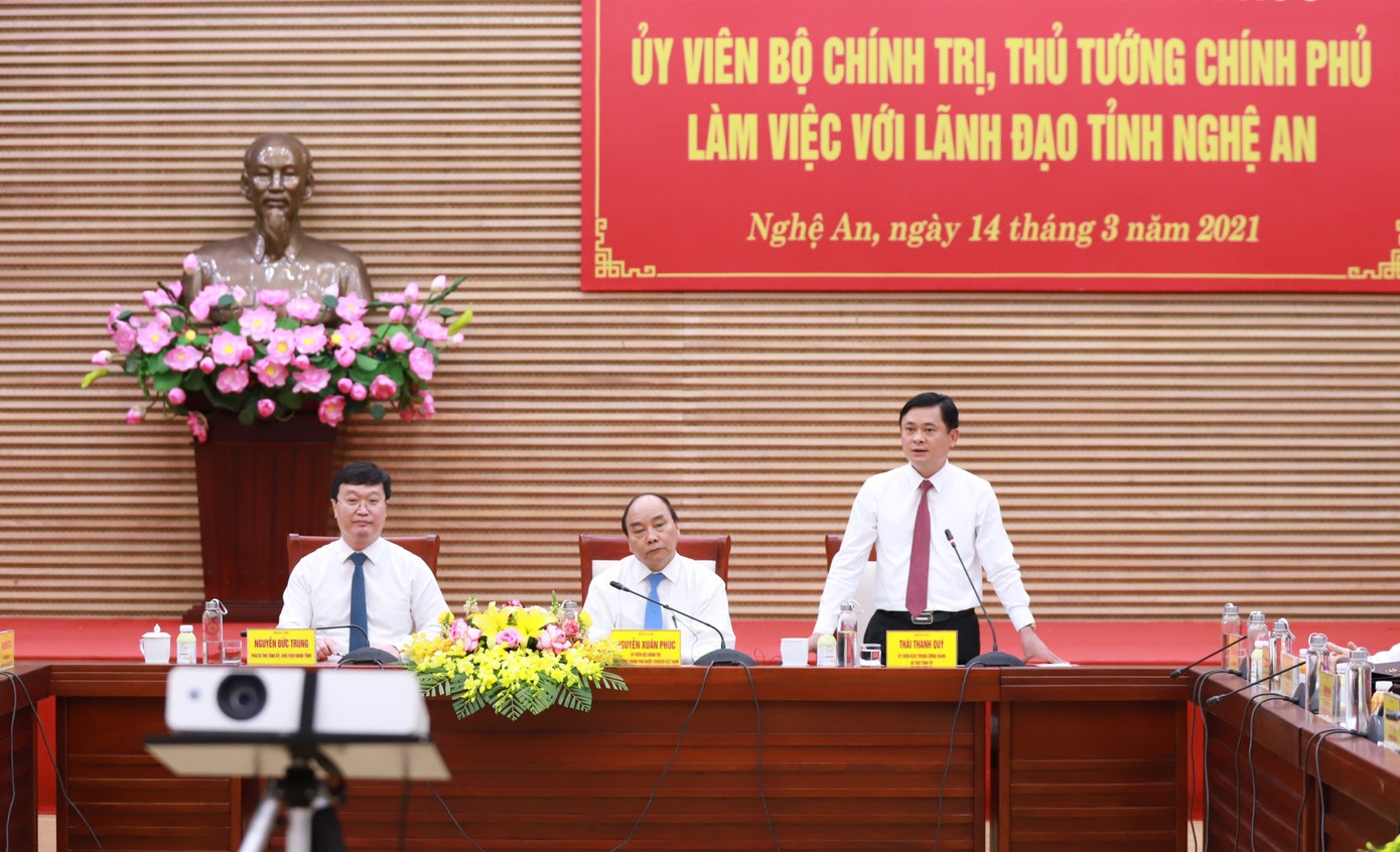 Thủ tướng Nguyễn Xuân Phúc: 'Quy hoạch phát triển Nghệ An cần những ý tưởng mới, sâu sắc' ảnh 5