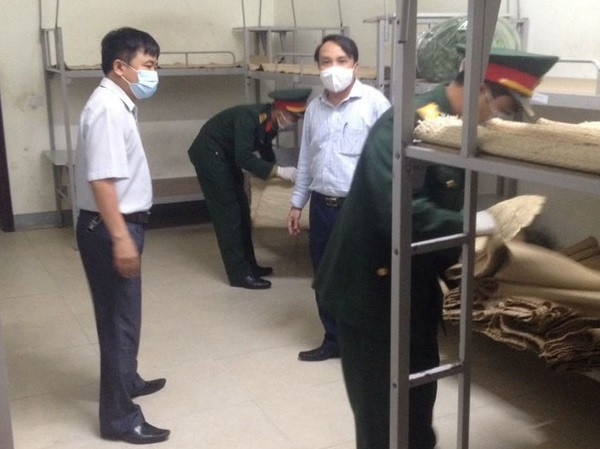 Về từ vùng dịch Covid-19, người đàn ông Nghệ An 'năm lần bảy lượt' xin cách ly ảnh 1