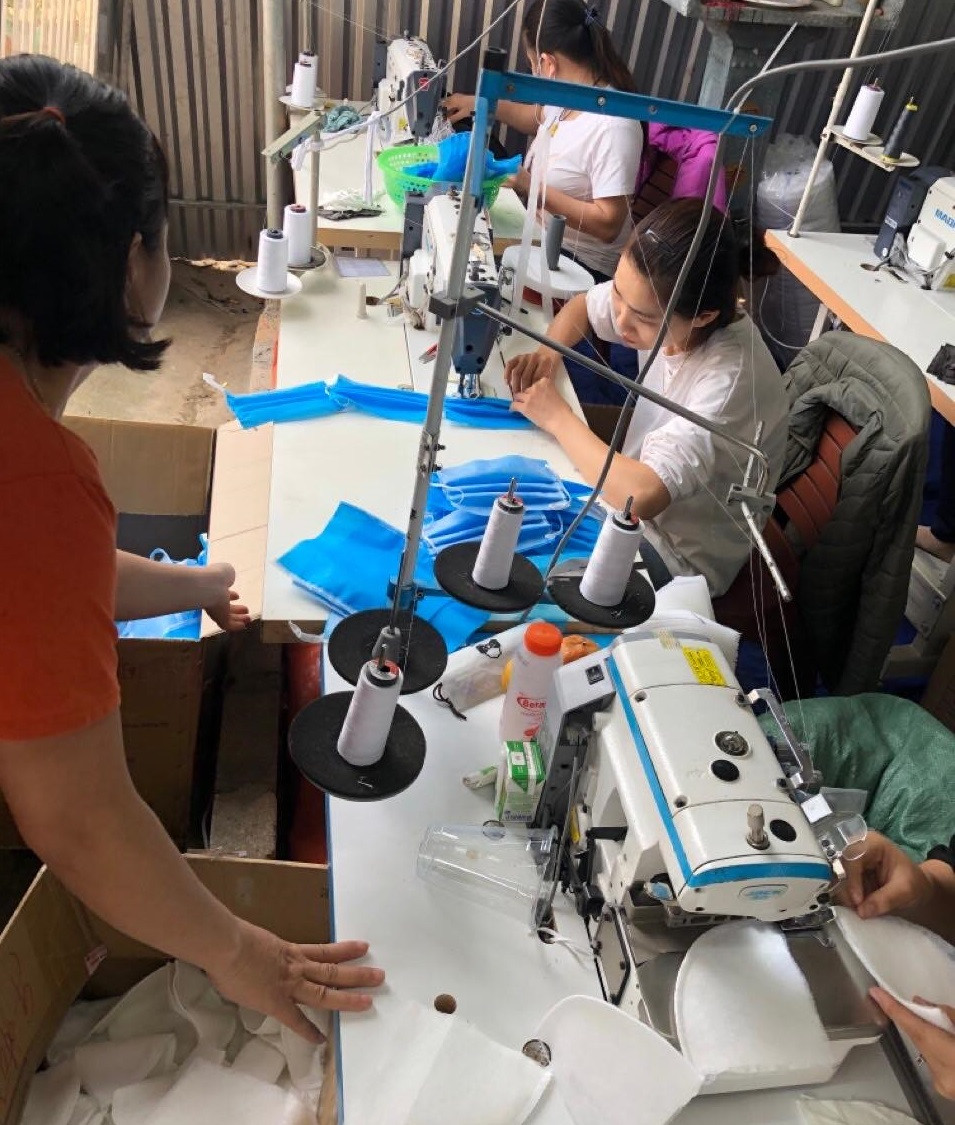 Chặn cơ sở chuẩn bị bán 30.000 khẩu trang y tế giả ra thị trường ảnh 2