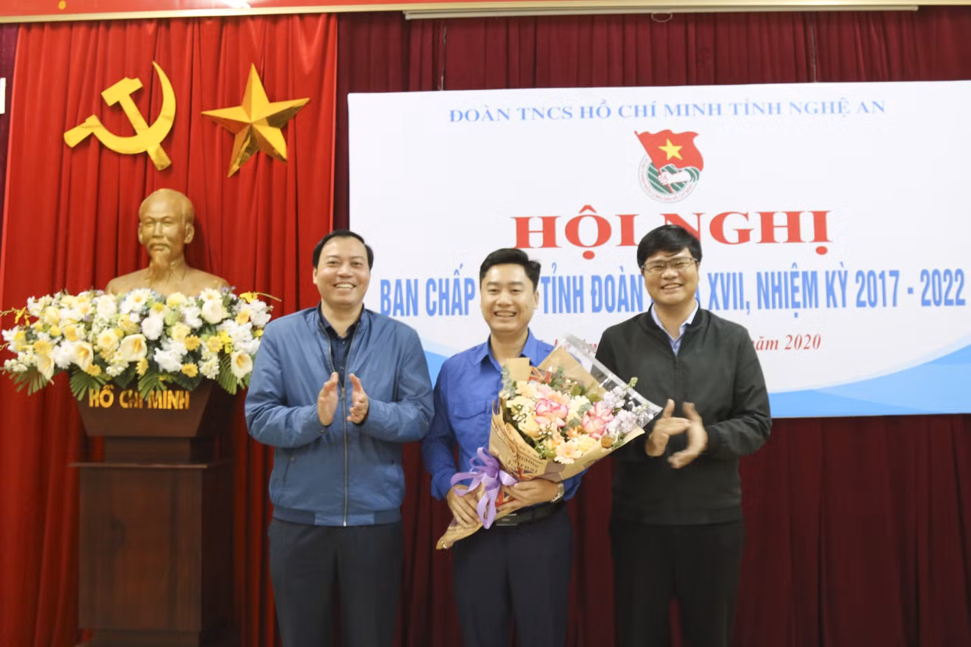 Anh Lê Văn Lương giữ chức Bí thư Tỉnh đoàn Nghệ An ảnh 6