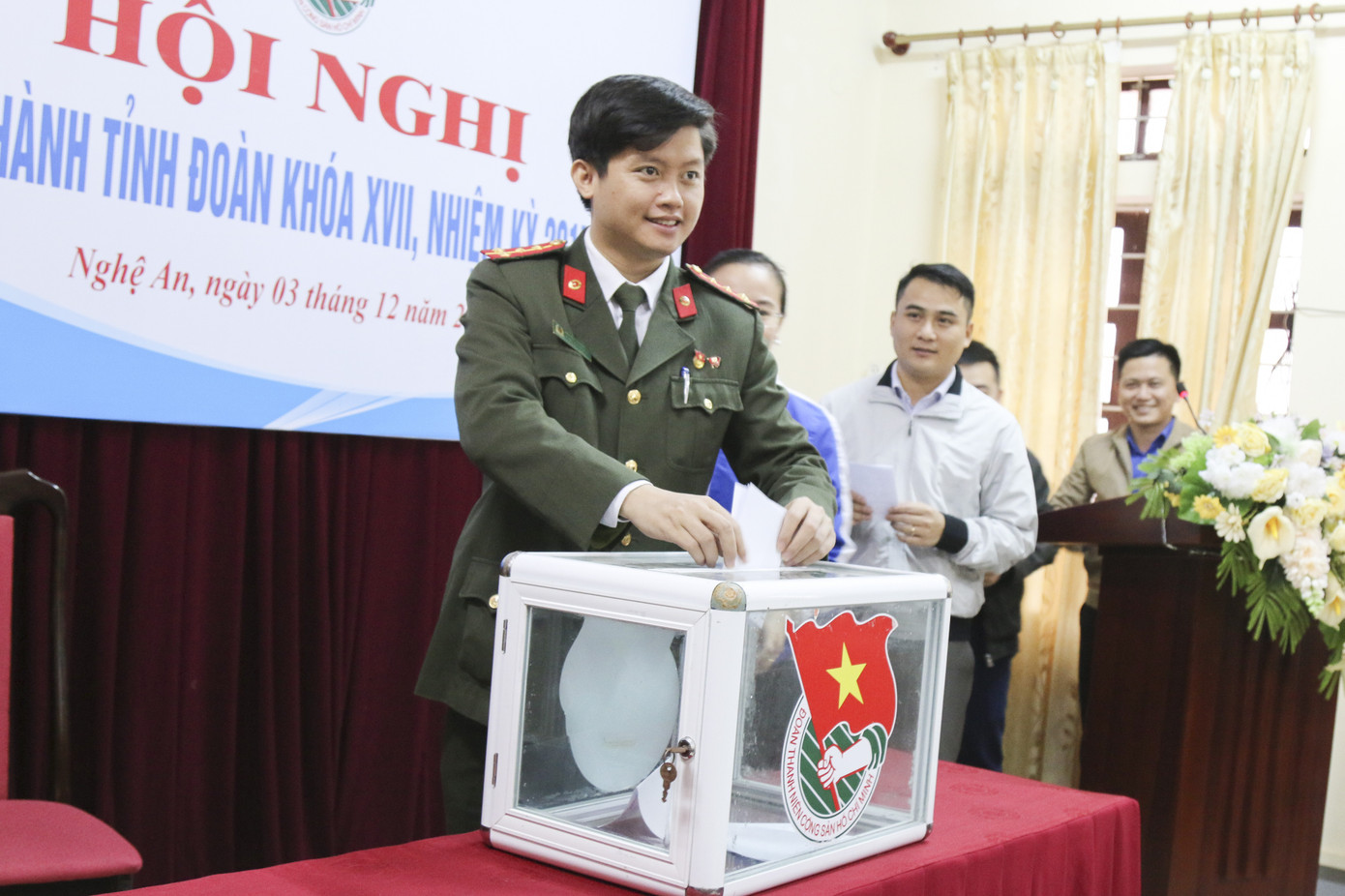 Anh Lê Văn Lương giữ chức Bí thư Tỉnh đoàn Nghệ An ảnh 3