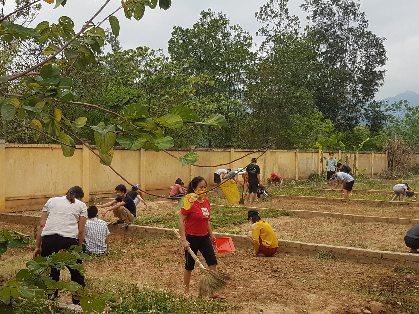 Hành động tri ân đặc biệt của những công dân cách ly tại miền núi Nghệ An ảnh 4