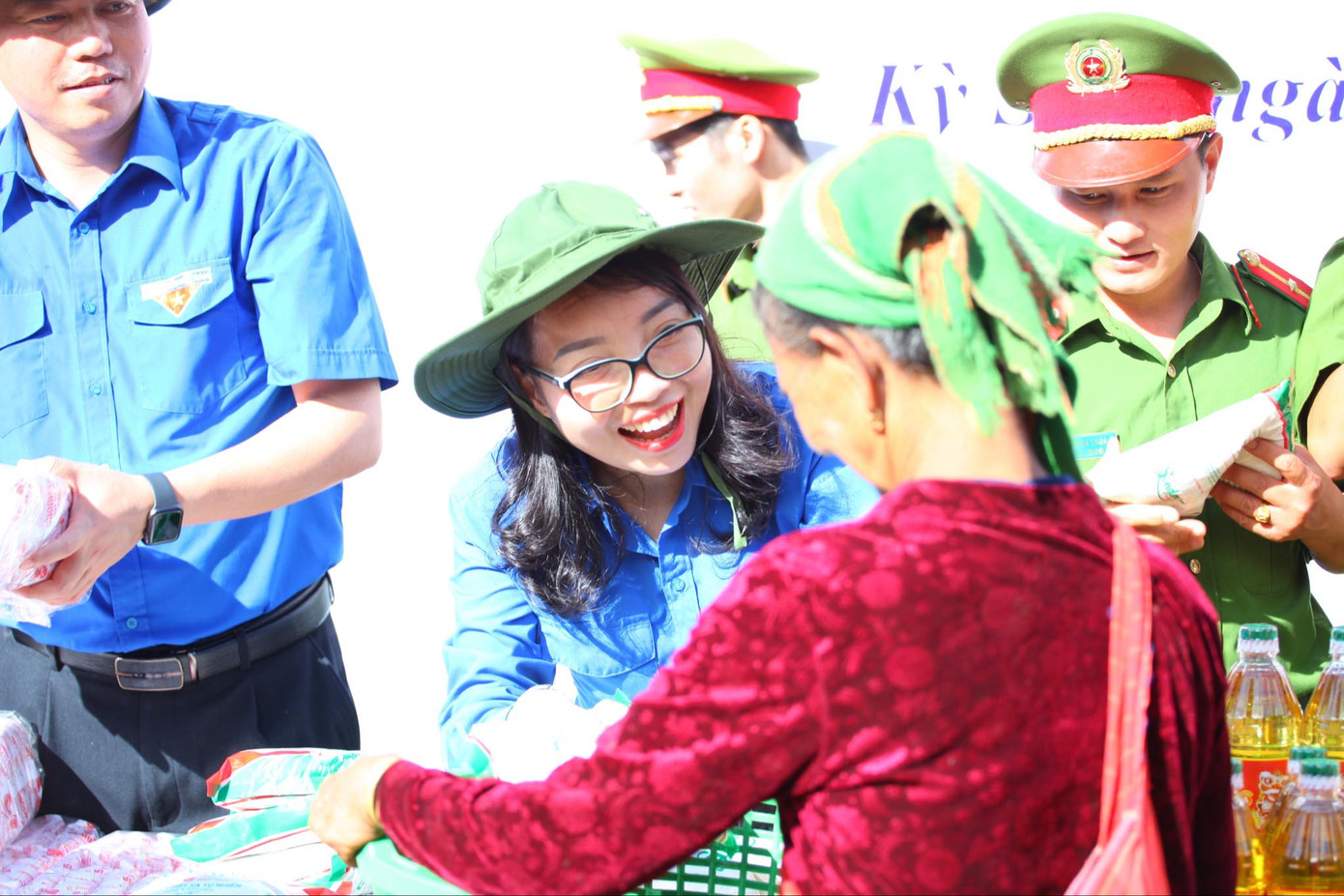 Tuổi trẻ Nghệ An ra quân chiến dịch Tình nguyện hè 2020 ảnh 10