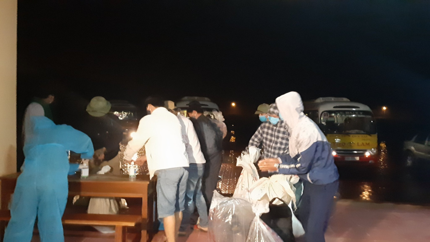 Dịch COVID-19 diễn biến phức tạp, tạm dừng tuyến xe buýt Huế-Đà Nẵng ảnh 3