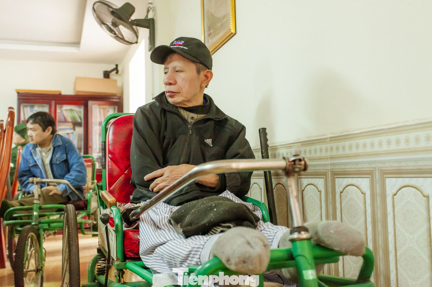 Ngân hàng BIDV, báo Tiền Phong trao quà thương binh ở Nghệ An và Hà Nam ảnh 3